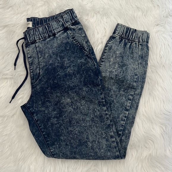 Bullhead Denim Co. Women’s Acid Wash Jogger Pants Size S - Picture 1 of 5